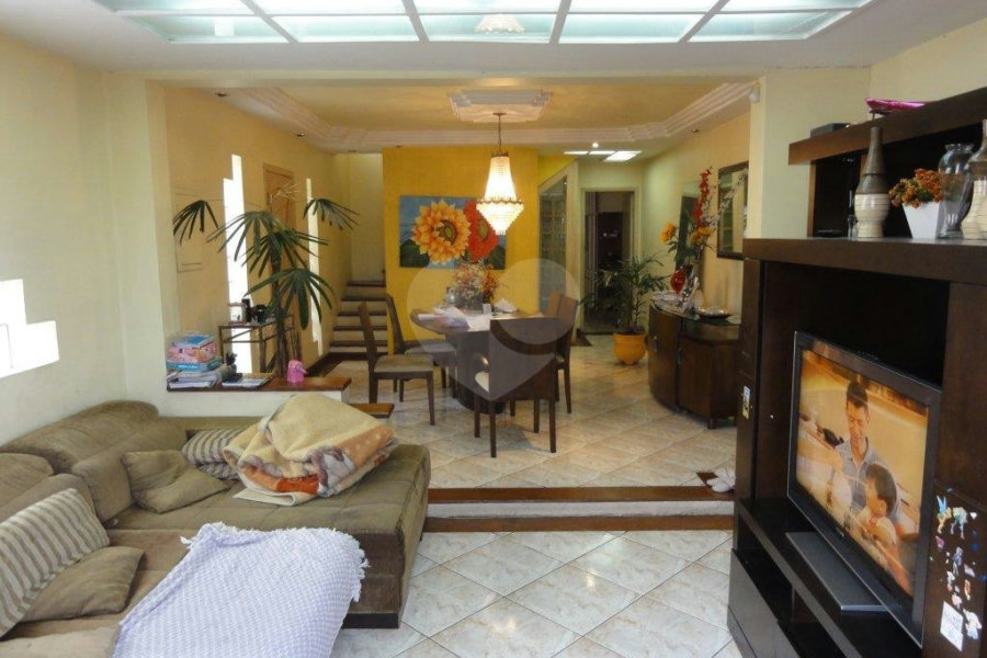 Sobrado à venda com 3 quartos, sendo 1 suíte, em Tucuruvi, São Paulo, SP