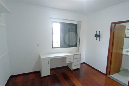 Apartamento à venda com 3 suítes no Centro, Vinhedo, SP