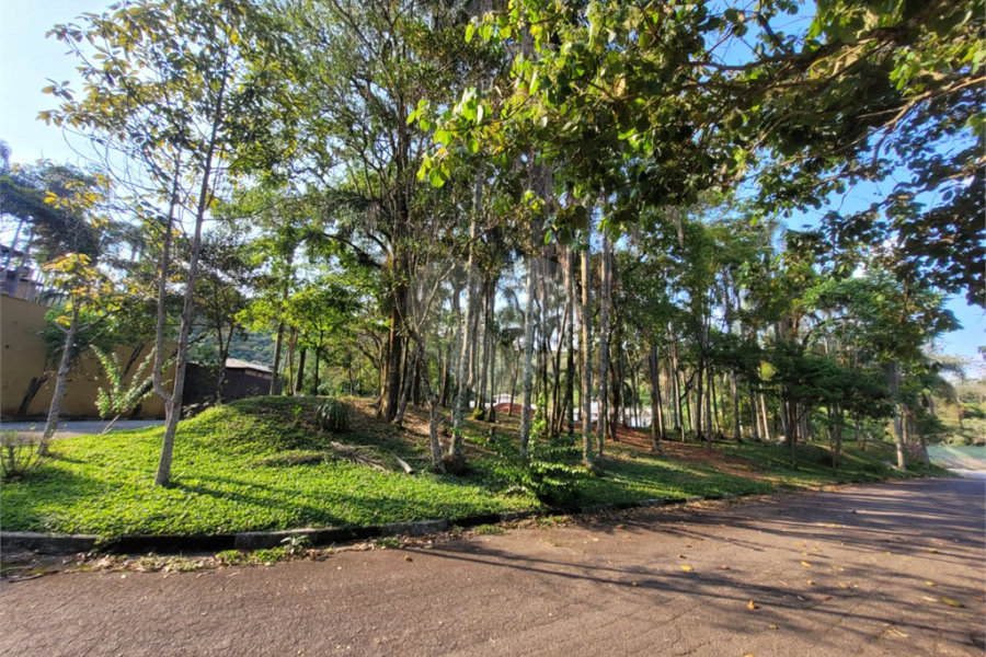Terreno à venda no condomínio Sausalito, Mairiporã - SP