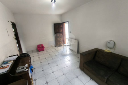 Casa à venda com 5 quartos, sendo 2 suítes, em Jardim Umarizal, São Paulo, SP
