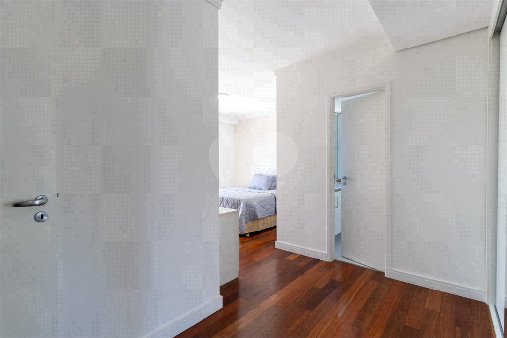 Apartamento à venda com 4 suítes em Vila Sofia, São Paulo, SP