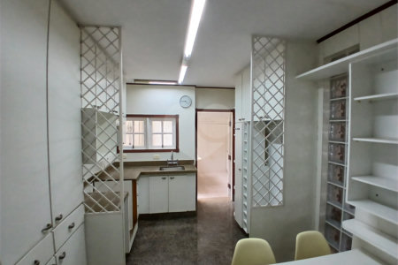 Casa à venda ou para alugar com 3 quartos, sendo 2 suítes, no condomínio Chácara das Rosas, São Paulo - SP