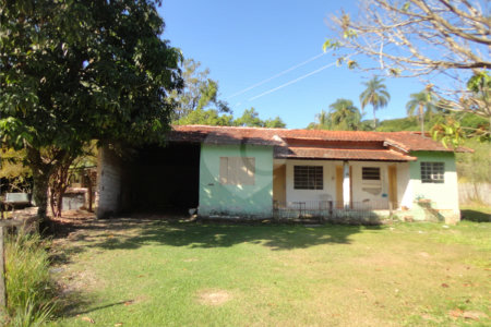 Chácara à venda com 4 suítes em Monte Alegre, Vinhedo, SP