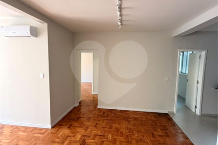 Apartamento à venda com 2 quartos, sendo 1 suíte, em Bela Vista, São Paulo, SP