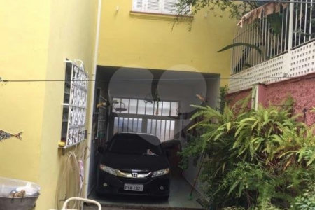 Sobrado à venda com 4 quartos, sendo 1 suíte, em Vila Mariana, São Paulo, SP