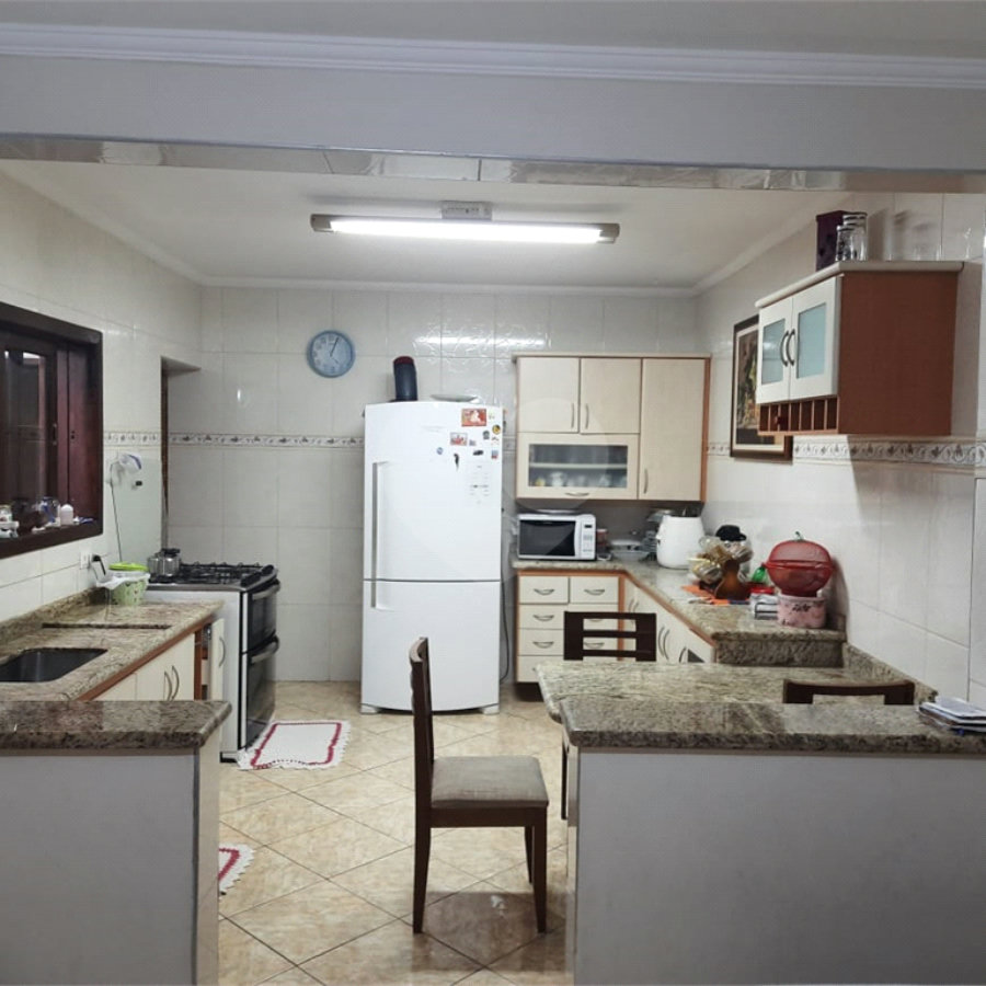 Casa à venda com 3 quartos, sendo 1 suíte, em Parque Terra Nova II, São Bernardo do Campo, SP