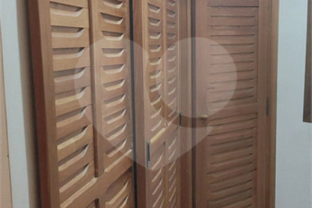 Chácara à venda com 4 quartos, sendo 3 suítes, em Campos de Atibaia, Atibaia, SP