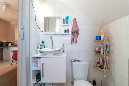 Casa à venda com 3 quartos, sendo 1 suíte, em Jardim Paris, São Paulo, SP