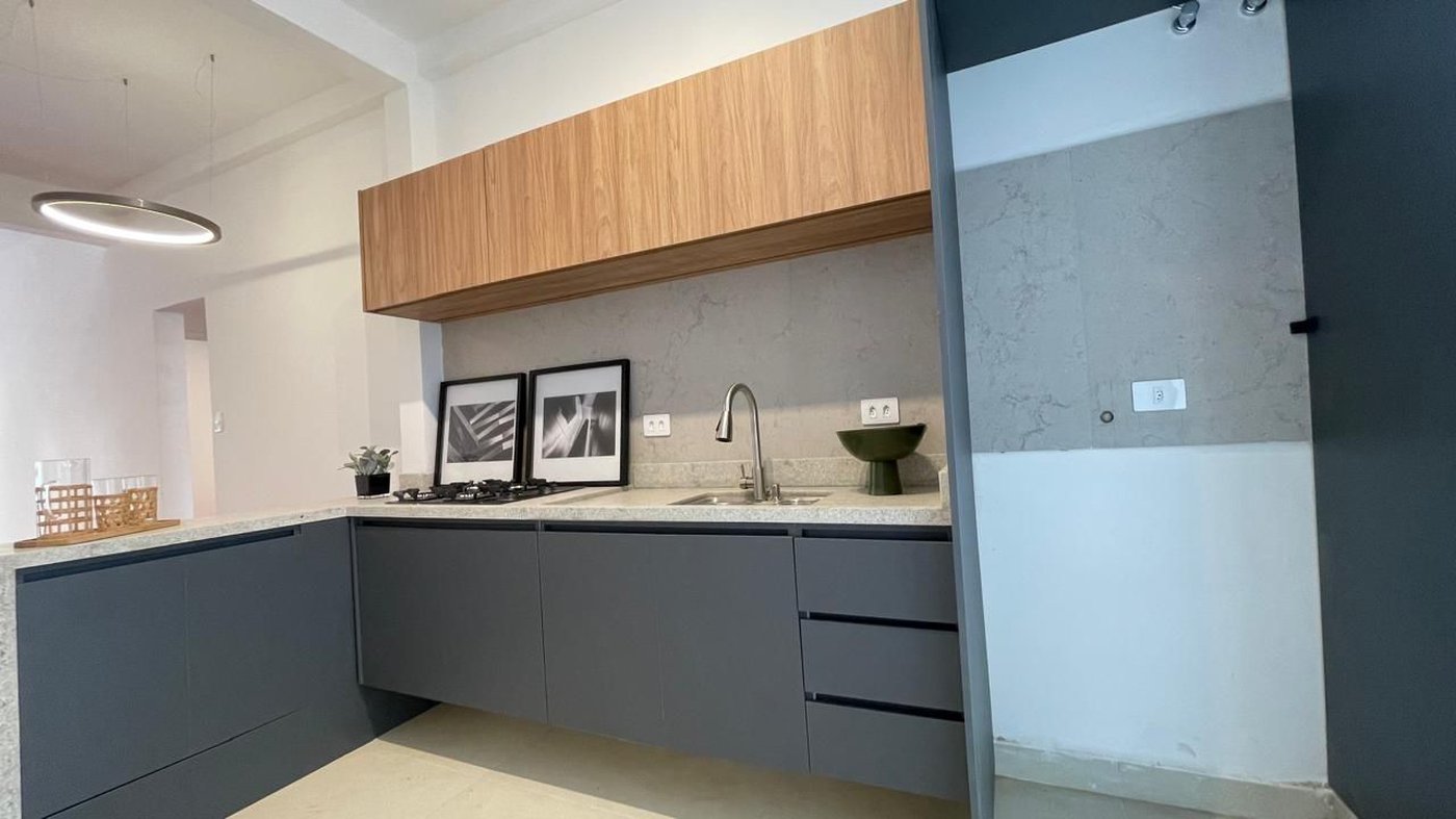 Apartamento com 2 dormitórios à venda, 100 m² por R$ 830.000,00 - Boqueirão - Santos/SP