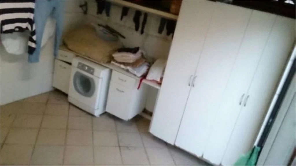 Sobrado à venda com 5 quartos, sendo 2 suítes, em Brooklin Paulista, São Paulo, SP