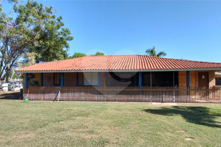 Sítio à venda com 2 suítes em Buru, Salto, SP