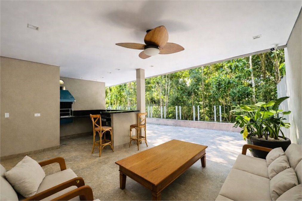 Casa em Condomínio á venda – Riviera de São Lourenço