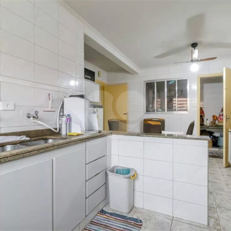 Casa à venda com 3 quartos, sendo 1 suíte, em Vila Brasilina, São Paulo, SP