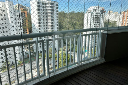 Apartamento à venda com 2 quartos, sendo 1 suíte, em Vila Andrade, São Paulo, SP