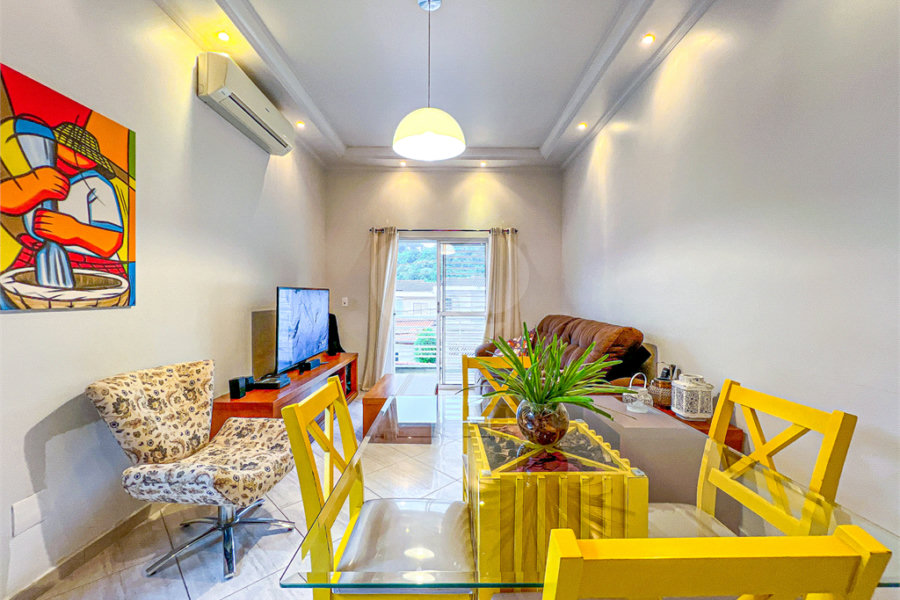 Casa à venda com 3 quartos, sendo 1 suíte,  no condomínio 658, São Paulo - SP