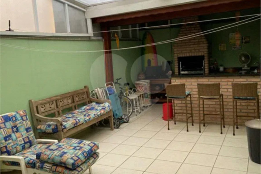 Sobrado à venda com 3 suítes em Santana, São Paulo, SP