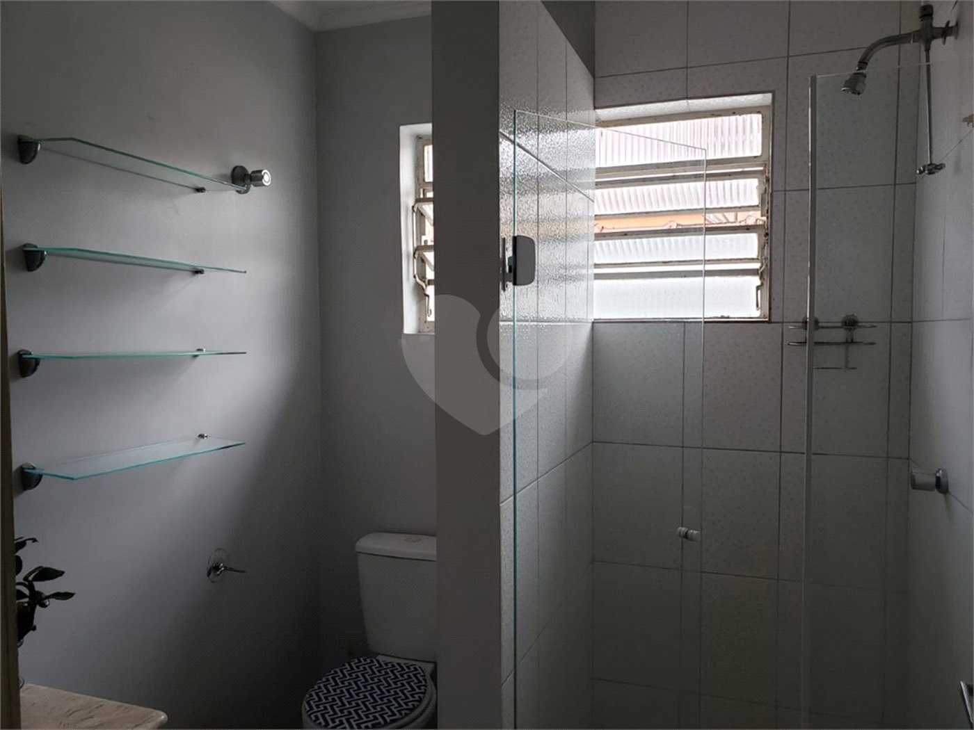 Casa à venda com 3 quartos, sendo 1 suíte, em Jardim do Colégio (zona Norte), São Paulo, SP