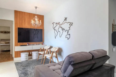 Apartamento à venda com 2 quartos, sendo 1 suíte, em Alto da Boa Vista, São Paulo, SP