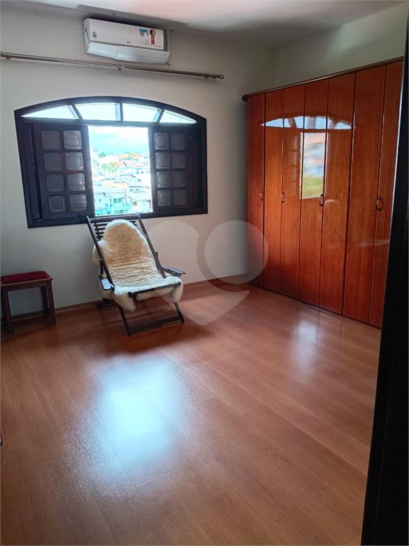 Casa à venda com 3 quartos, sendo 1 suíte, em Chácara Jafet, Mogi das Cruzes, SP
