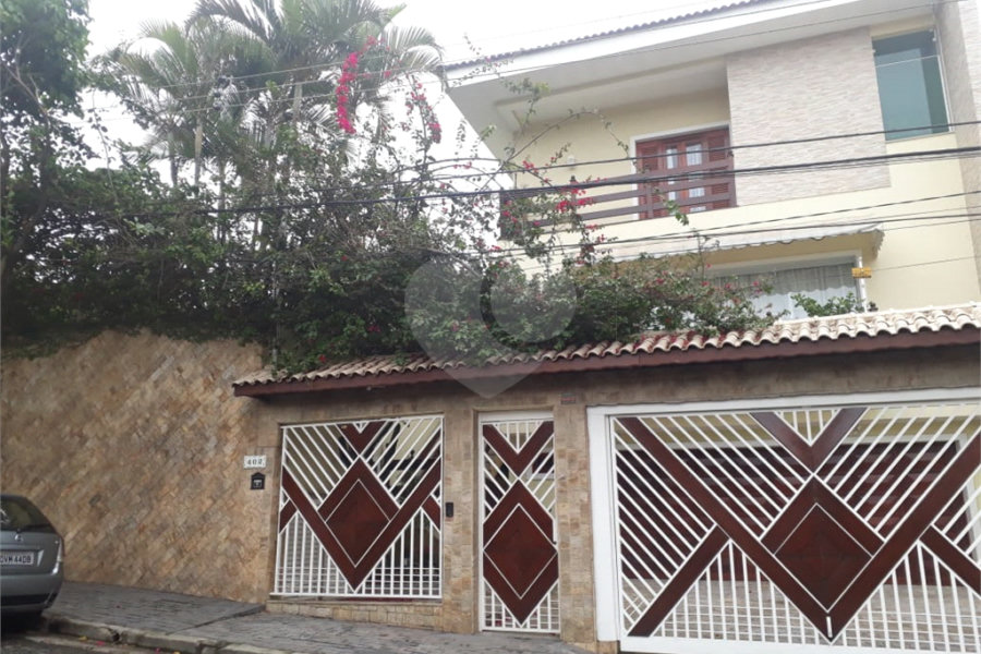Sobrado à venda com 6 quartos, sendo 5 suítes, em Tremembé, São Paulo, SP