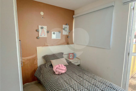 Casa à venda com 4 quartos, sendo 1 suíte, no condomínio Imperial Santa Cruz, Rio de Janeiro - RJ