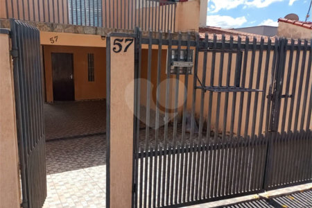 Casa à venda ou para alugar com 2 quartos, sendo 1 suíte, em Jardim São José, São Roque, SP
