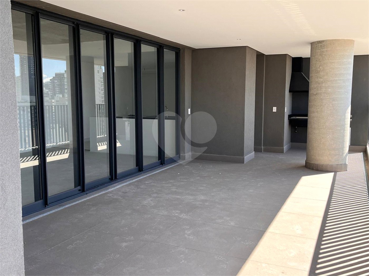 Apartamento à venda com 3 suítes em Pinheiros, São Paulo, SP