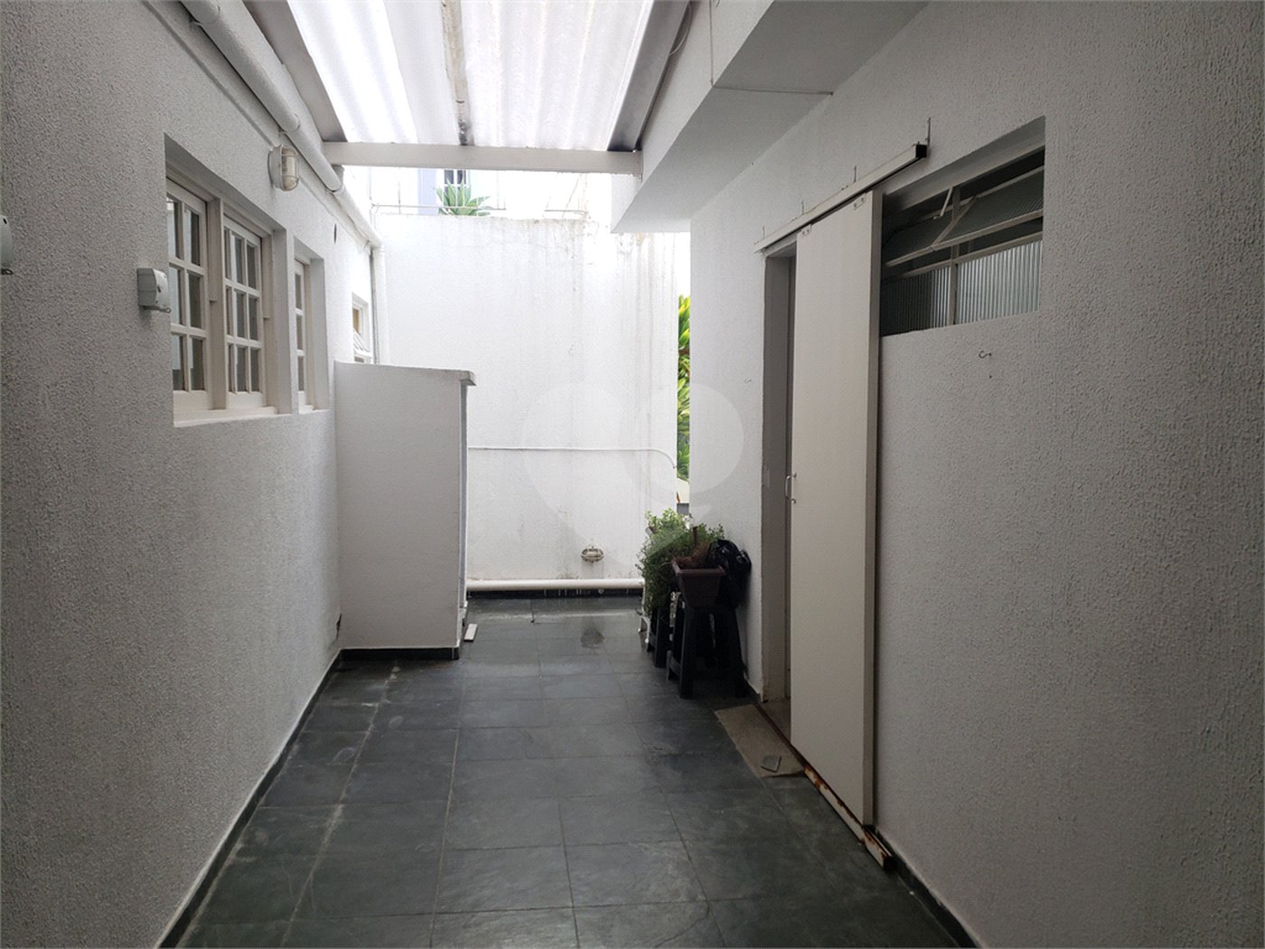 Casa à venda com 4 quartos, sendo 1 suíte,  em Vila Oliveira, Mogi das Cruzes, SP
