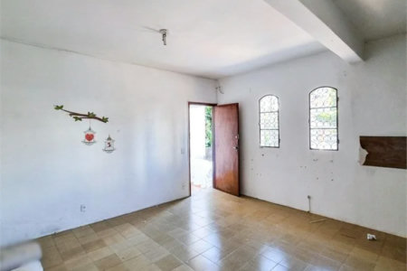 Sobrado à venda com 5 quartos em Vila Indiana, São Paulo, SP