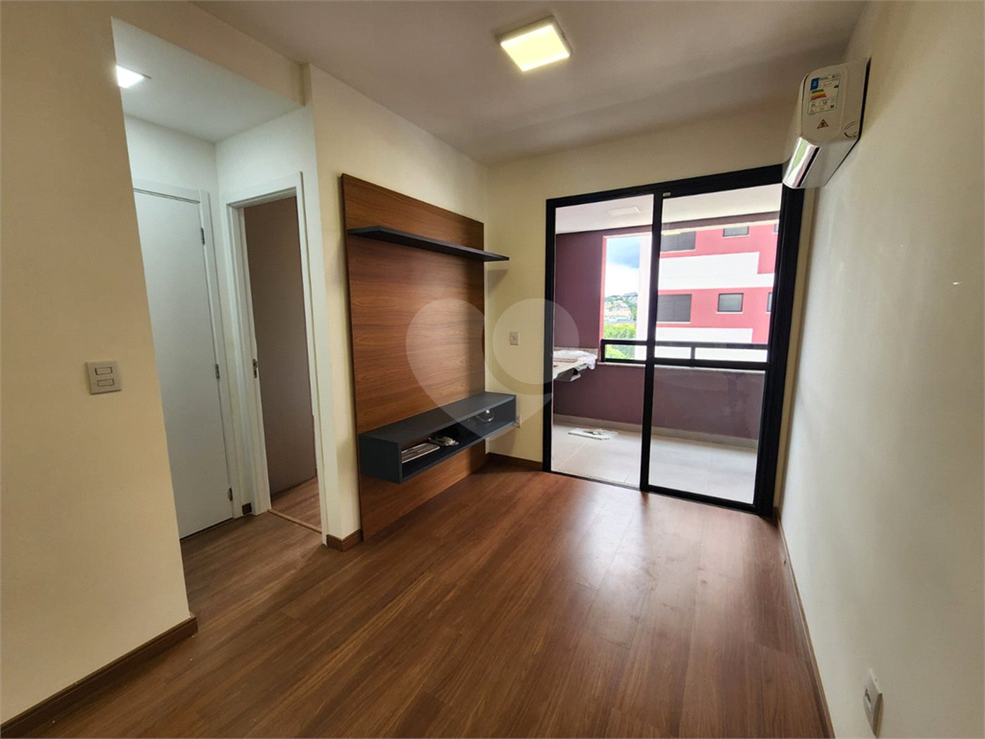 Apartamento à venda com 1 suíte em Jardim Guarujá, Sorocaba, SP