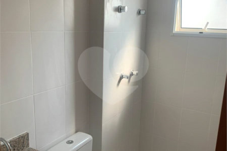 Apartamento à venda com 2 quartos, sendo 1 suíte, em Vila Galvão, Guarulhos, SP