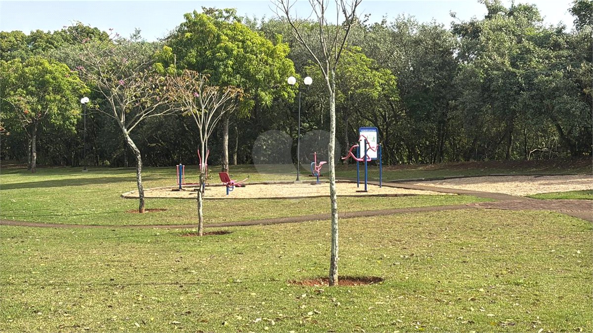 Casa à venda com 3 suítes no condomínio Residencial Chácara Ondina, Sorocaba - SP