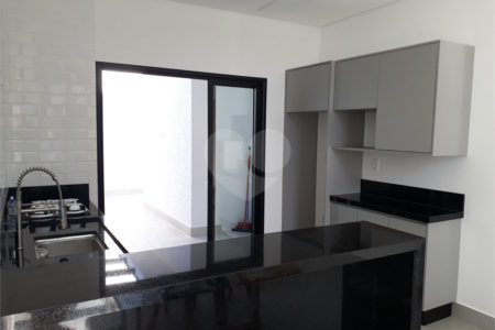 Casa à venda com 3 quartos, sendo 1 suíte,  em Villa Di Cesar, Mogi das Cruzes, SP