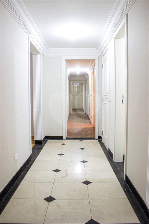 Apartamento à venda com 3 suítes em Jardim Londrina, São Paulo, SP