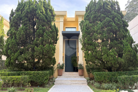 Casa à venda com 5 quartos, sendo 4 suítes, no condomínio Pignatari, São Paulo - SP