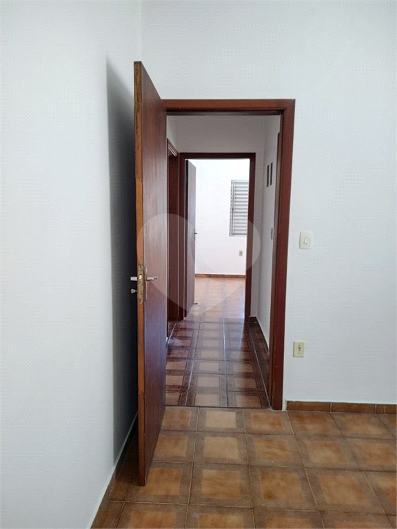 Casa à venda com 3 quartos, sendo 1 suíte,  em Jardim Cintia, Mogi das Cruzes, SP