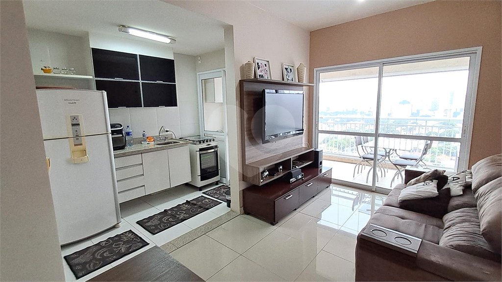 Apartamento à venda ou para alugar com 1 suíte em Vila Cordeiro, São Paulo, SP