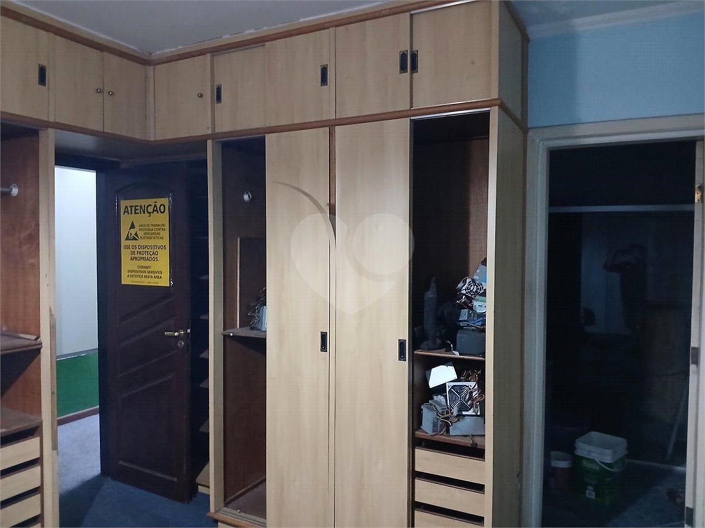 Casa à venda com 3 quartos, sendo 2 suítes, em Parque América, São Paulo, SP
