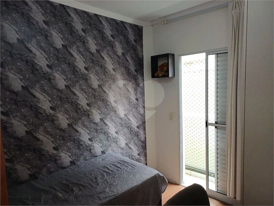 Casa à venda com 3 quartos, sendo 1 suíte, no condomínio Residencial Shekinah, São Paulo - SP