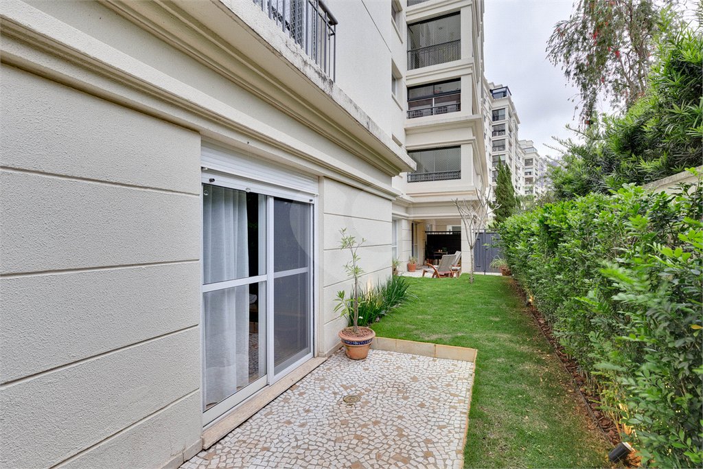 Apartamento à venda ou para alugar com 4 suítes em Granja Julieta, São Paulo, SP