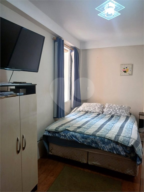 Casa à venda com 3 quartos, sendo 1 suíte,  no condomínio Altos de Poa, Poá - SP