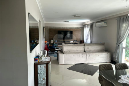Apartamento à venda com 3 suítes em Jardim Marajoara, São Paulo, SP