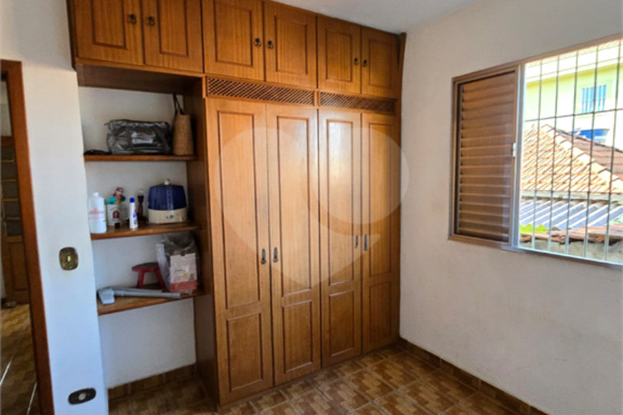 Sobrado à venda com 5 quartos, sendo 1 suíte, em Vila Bonilha, São Paulo, SP