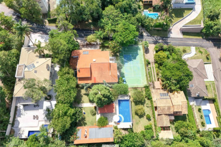 Casa à venda com 5 suítes no condomínio São Joaquim, Vinhedo - SP