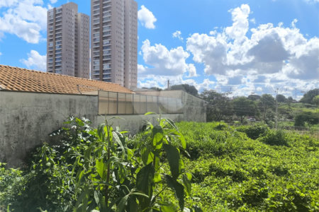 Terreno no Jardim Ricetti São Carlos - SP