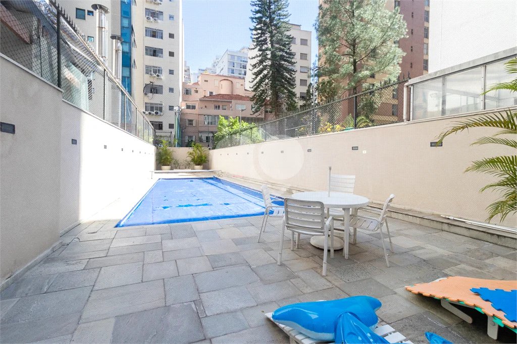Apartamento em Higienópolis com 3 quartos, 3 suítes, 2 vagas, 277 m² de área útil