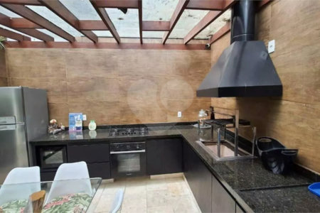 Casa à venda com 3 suítes no condomínio Metropolitan, São Paulo - SP