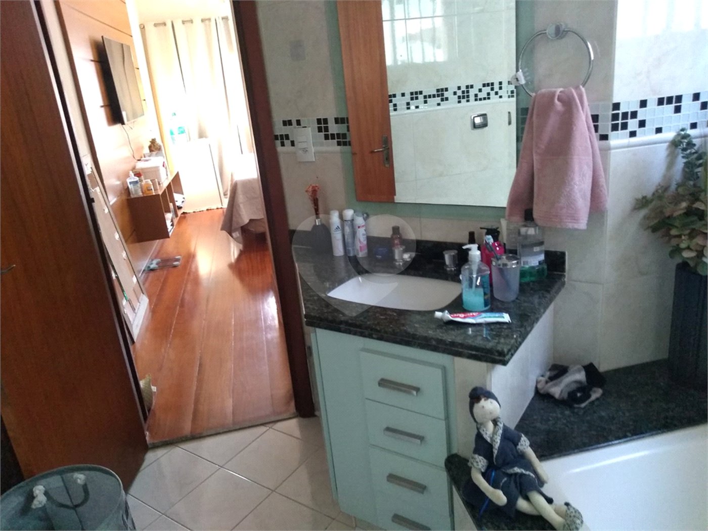 Casa à venda com 3 quartos, sendo 1 suíte, em Jardim Novo Horizonte, Valinhos, SP