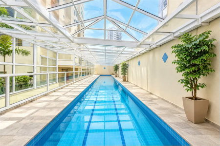 Apartamento com 3 dormitórios, 1 suíte, sala ampliada, varanda gourmet, planejados e 2 vagas. Condomínio com lazer completo e ótima localização em São Bernardo do Campo.