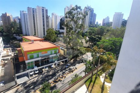 Apartamento à venda com 4 quartos, sendo 2 suítes, em Morumbi, São Paulo, SP
